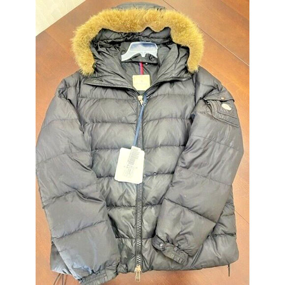 MONCLER Fur Hood Down Puffer Parka Jacket Size TG2 Mens Medium $3200